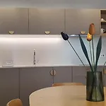 Capital Central Suites No1 - Zekka