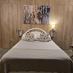 Servants\' Quarters Studio Apartment