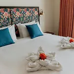 King Charles Hotel