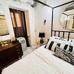 Cozy Charming Townhouse Prime Area Valletta