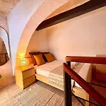 Cinema Studio Apartment In Valletta