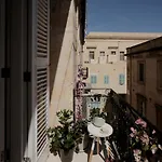 Architect\'S Home Pad - Valletta
