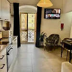 Cozy Flat. Swim Beach 2 Minutes Walk. The Old Valletta Mcri1-1