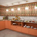 King Charles Hotel