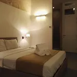 Vallettastay Zoe 1