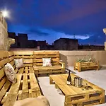 Laparelli Suites: Luxury Suite 1