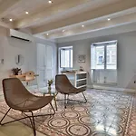 Mint Suites No1