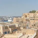 Valletta Central Historical Apartments
