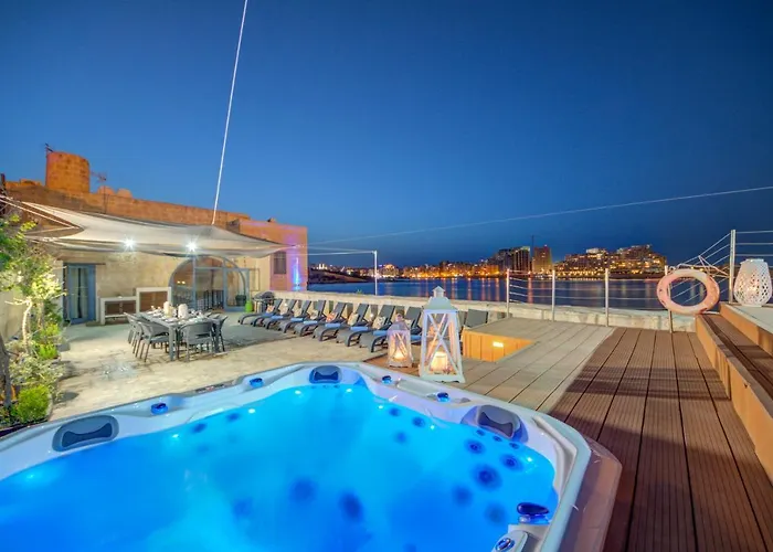 Unique Waterfront Valletta House