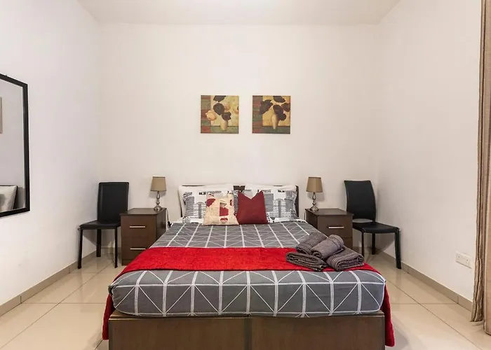 Superbly Located Cosy 2-Bedroom Apartment Valletta