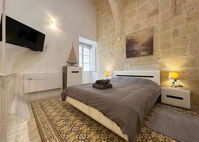 Capital City Apartment