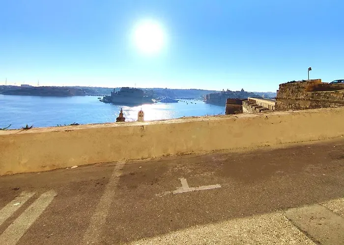 Port 531 Savynomad Harbour Residences Valletta Wow Views