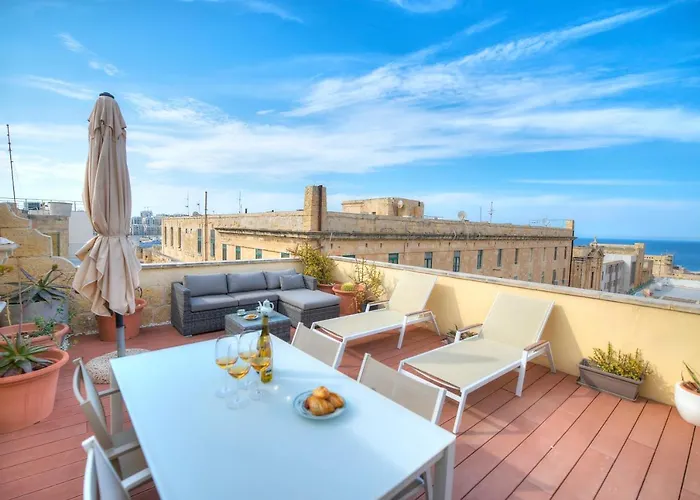 Comfy 1 Bedroom - Sun Terrace & Sea Views Gbuh1-1