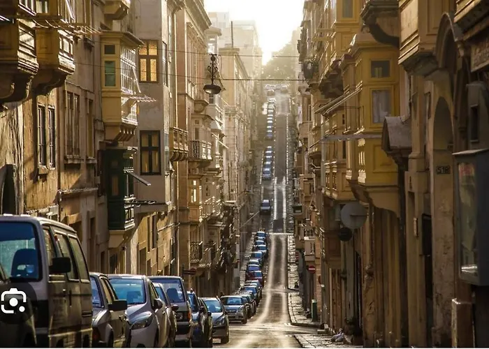 Valletta Stylish City Pad