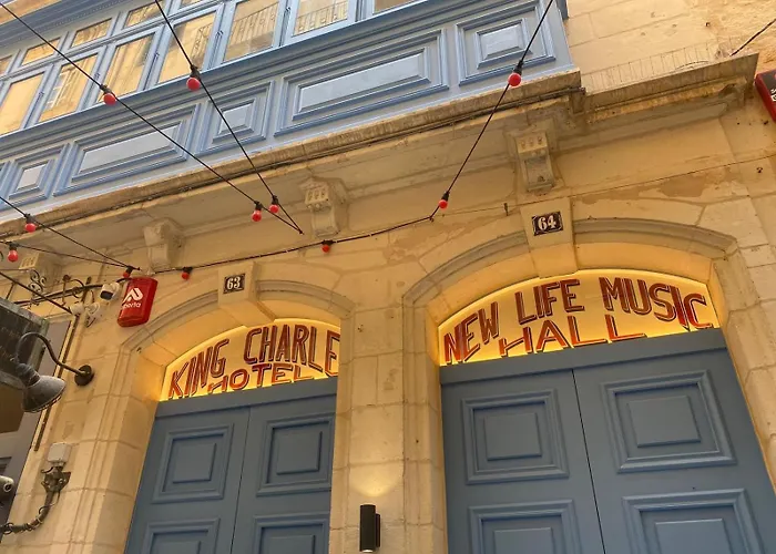 King Charles Hotel