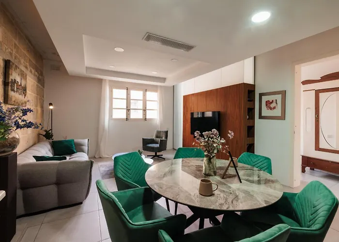 Stunning 2-Bed Apartment In Heart Of Valletta