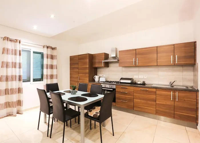 Valletta Triton Apartment