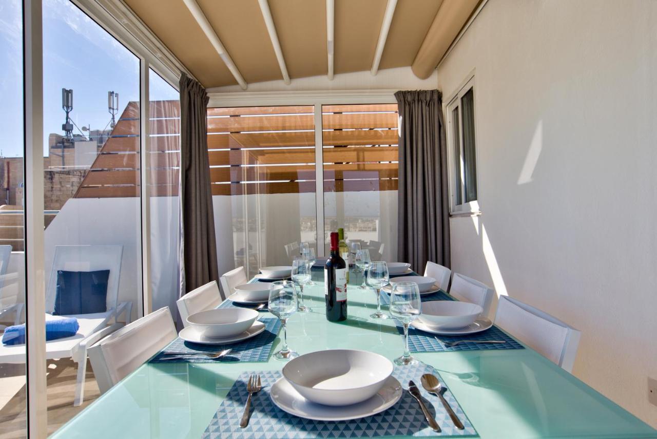 Luxury 4-bedroom Duplex With Stunning Sea Views Private Terrace And Jacuzzi Apartment
