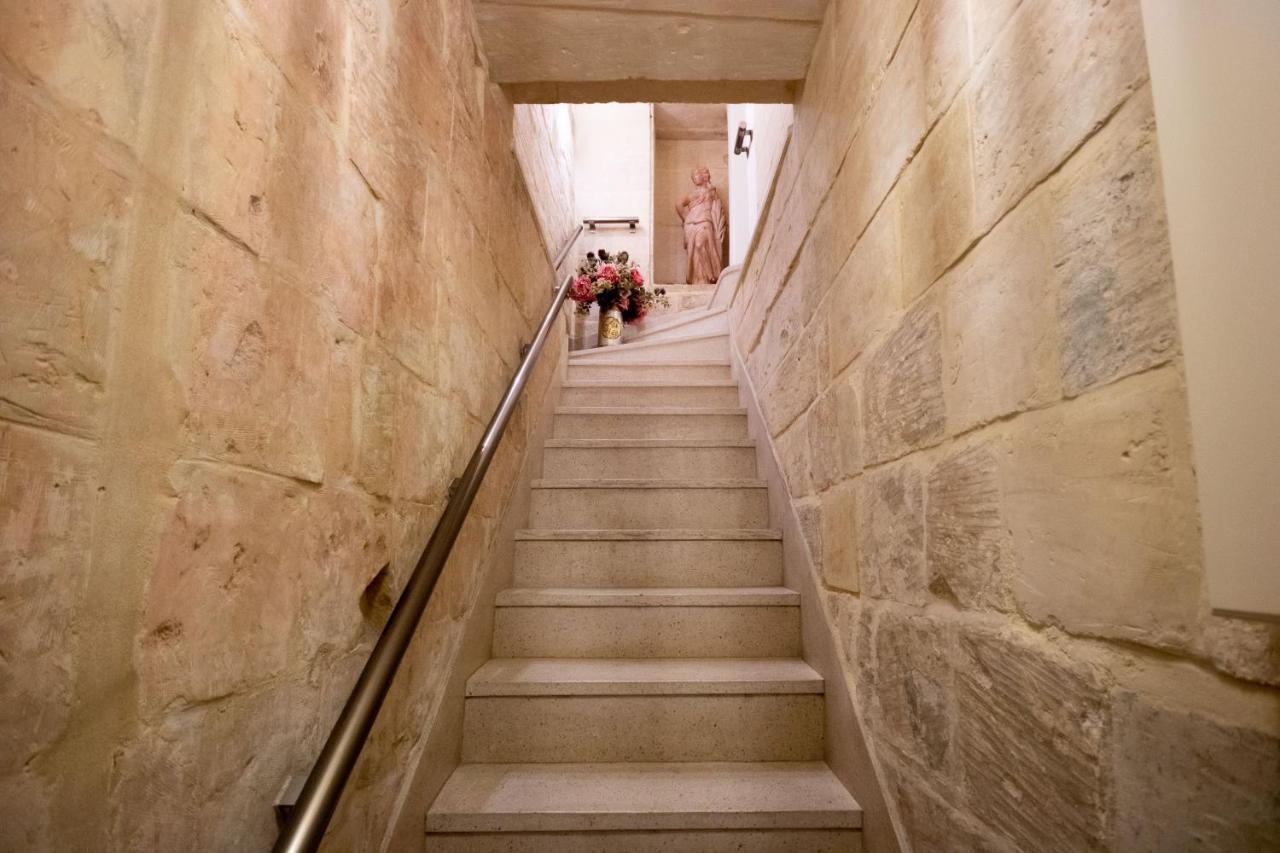 Collection - Zekka Apartment Valletta