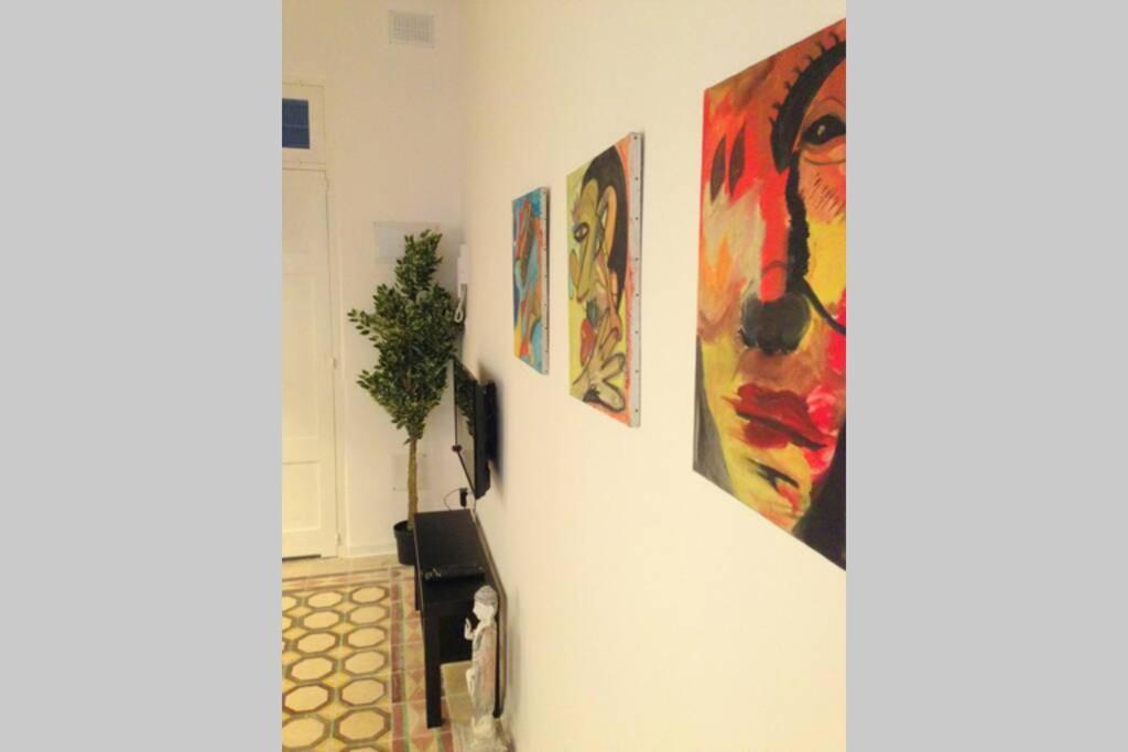 Art House - Retro Bordello * Valletta