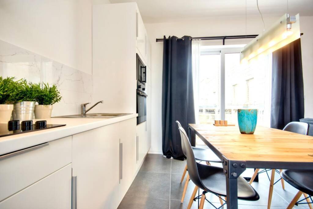 Apartment Art Penthouse With Seaview