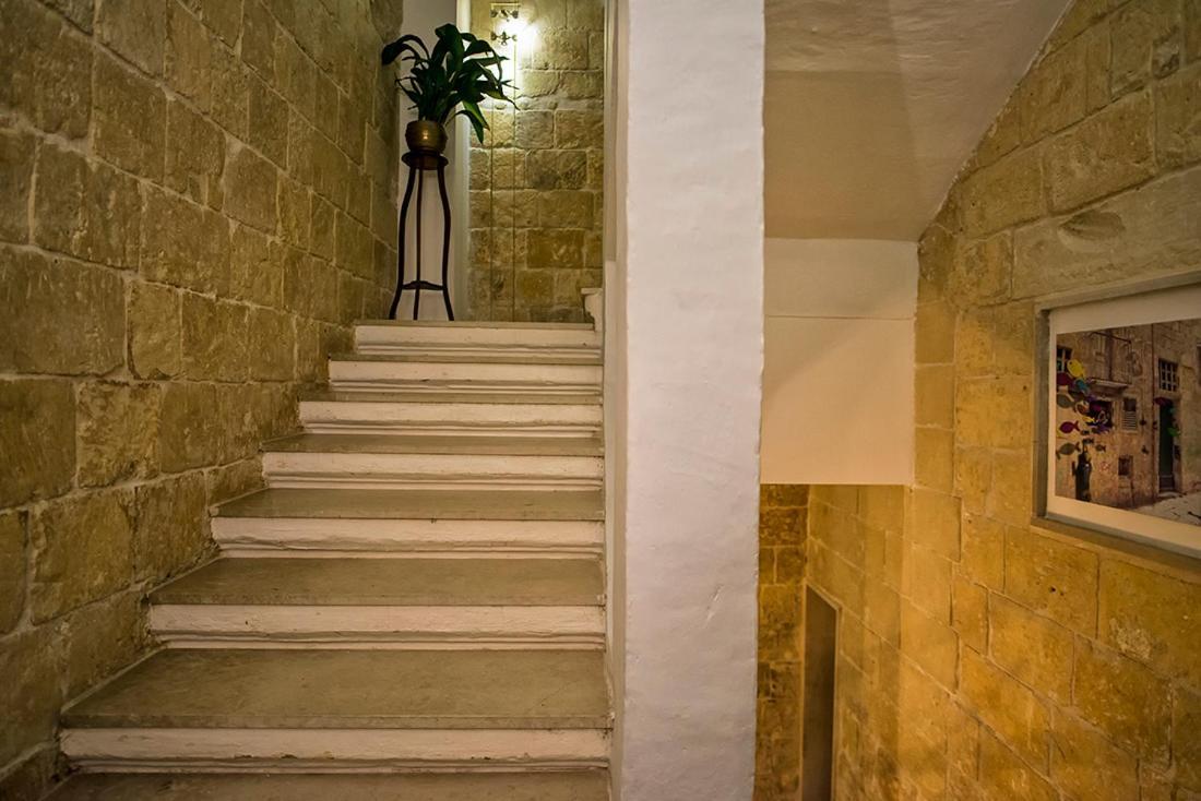 No 68 In * Valletta