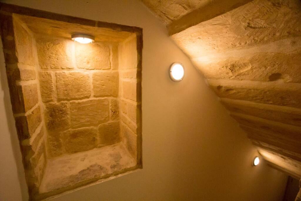 Valletta-central Duplex Maisonette Valletta