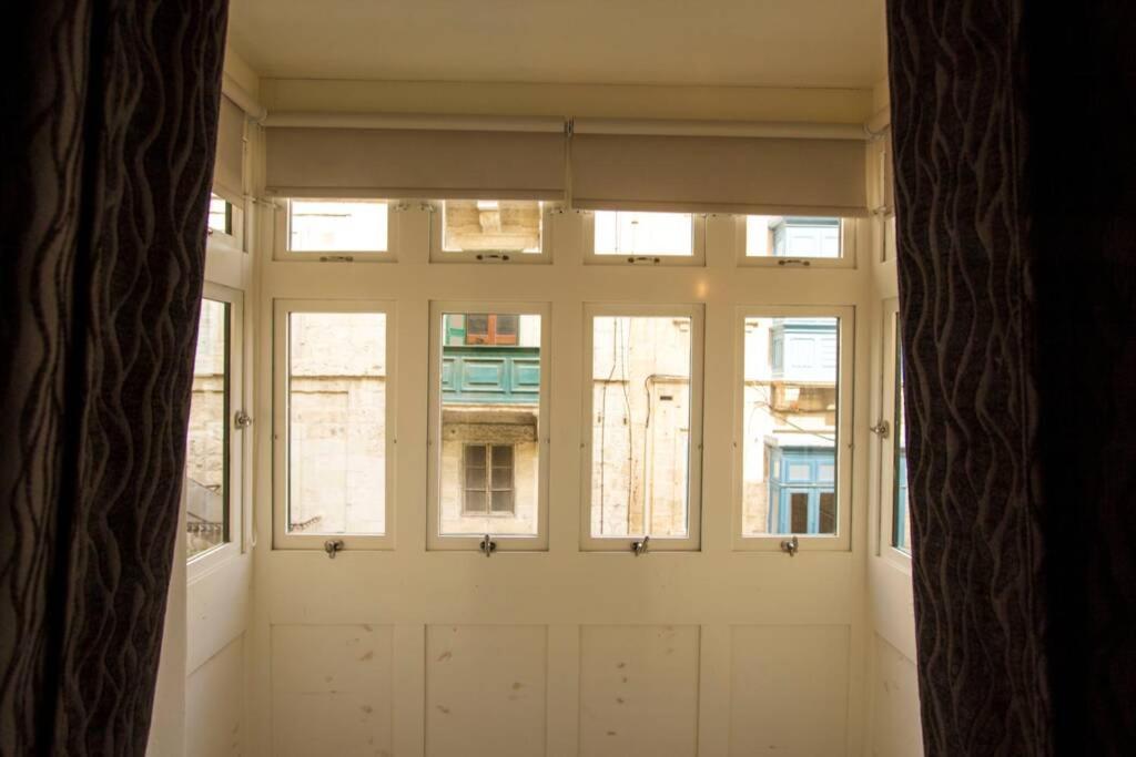 Valletta-central Duplex Maisonette Apartment Valletta