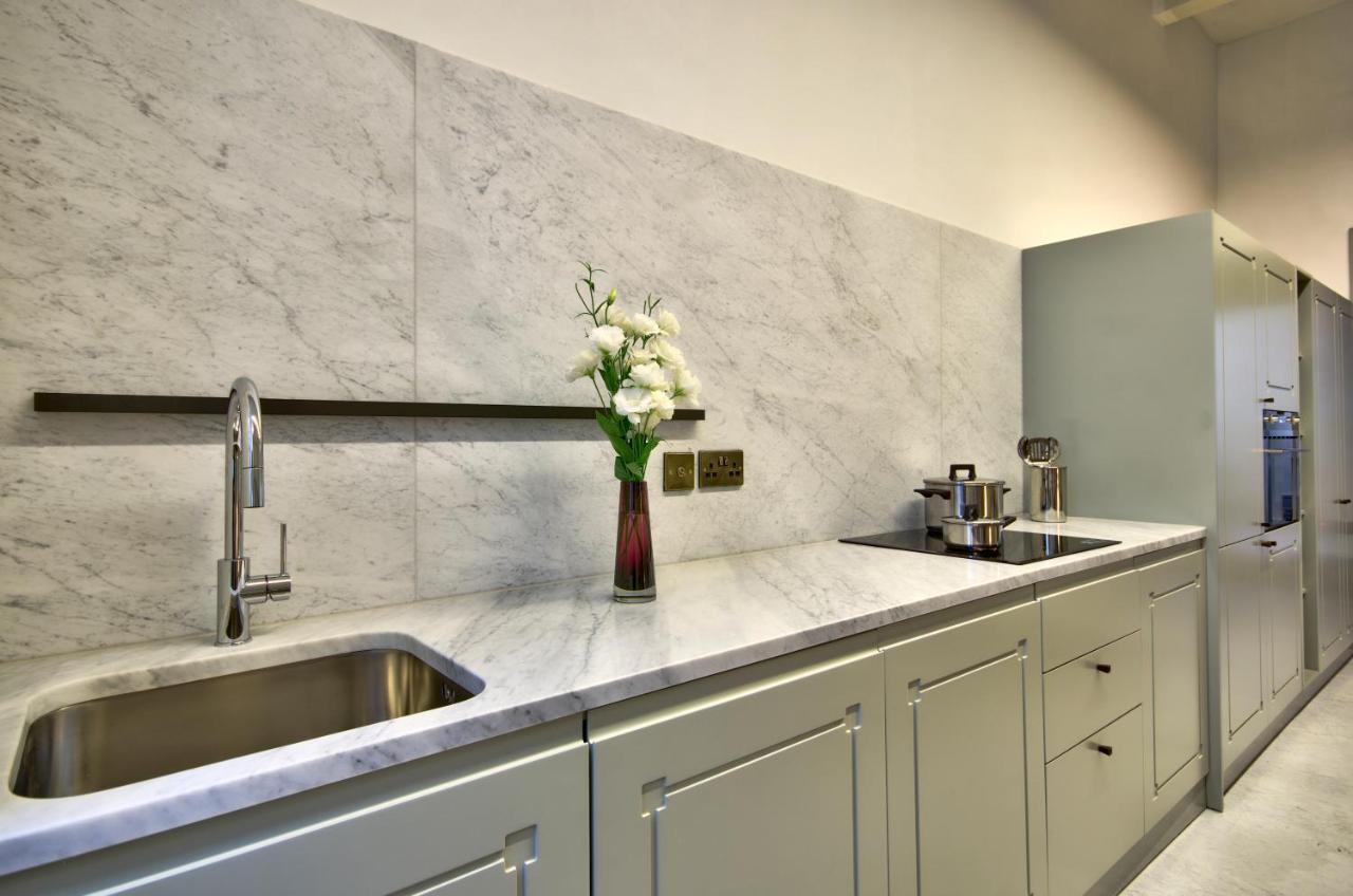 10 Strait Street Apartment *