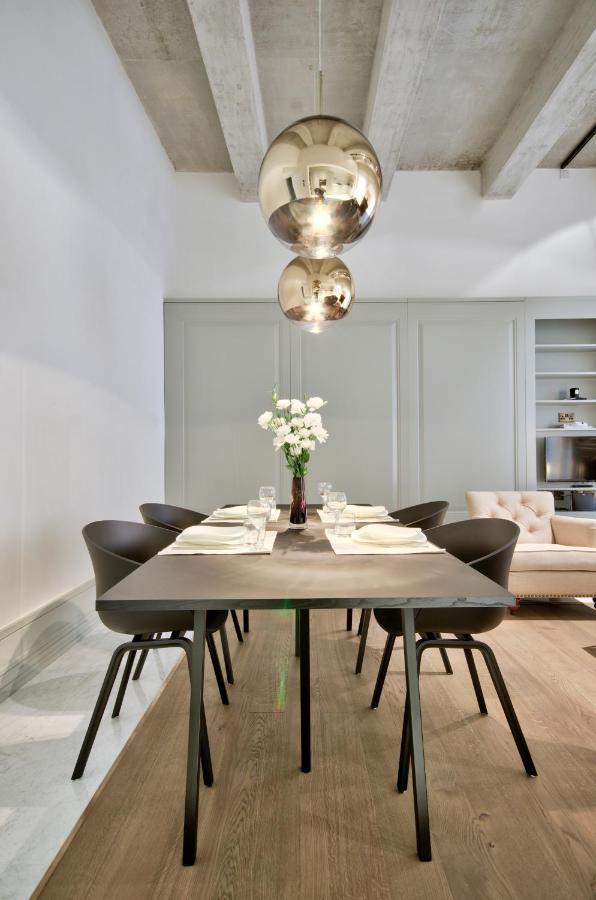 Apartment 10 Strait Street