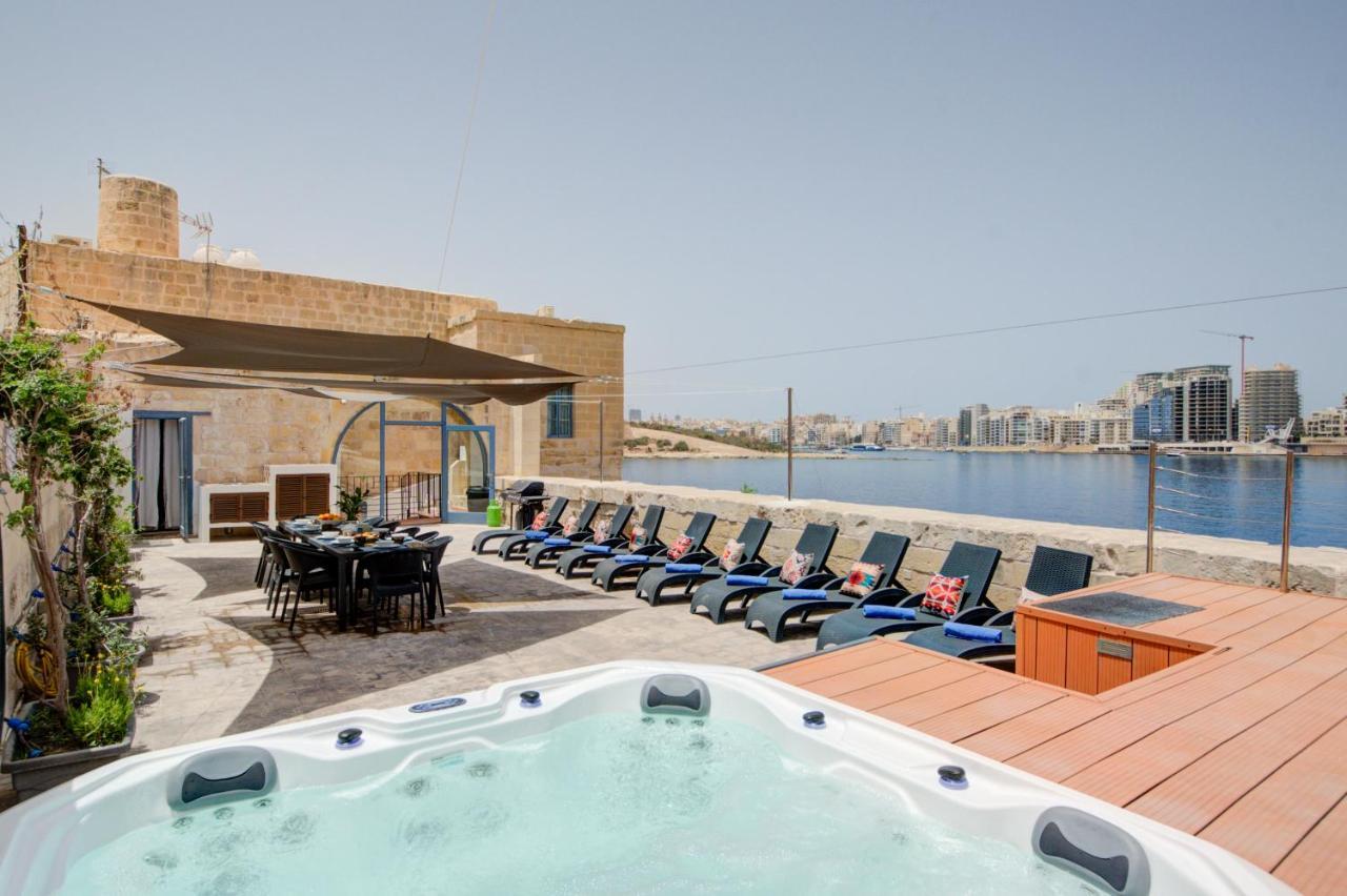 Unique Waterfront House Holiday home Valletta