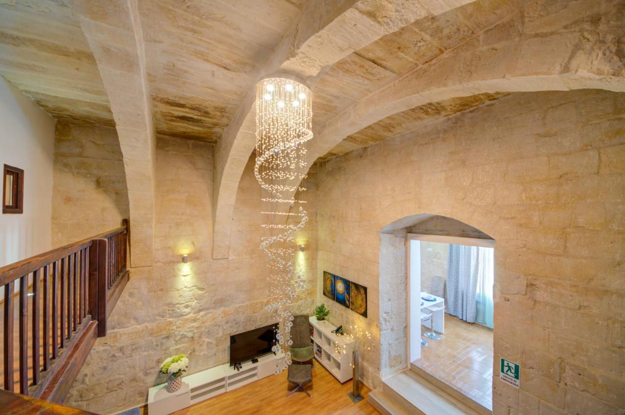 Unique Waterfront House Holiday home Valletta