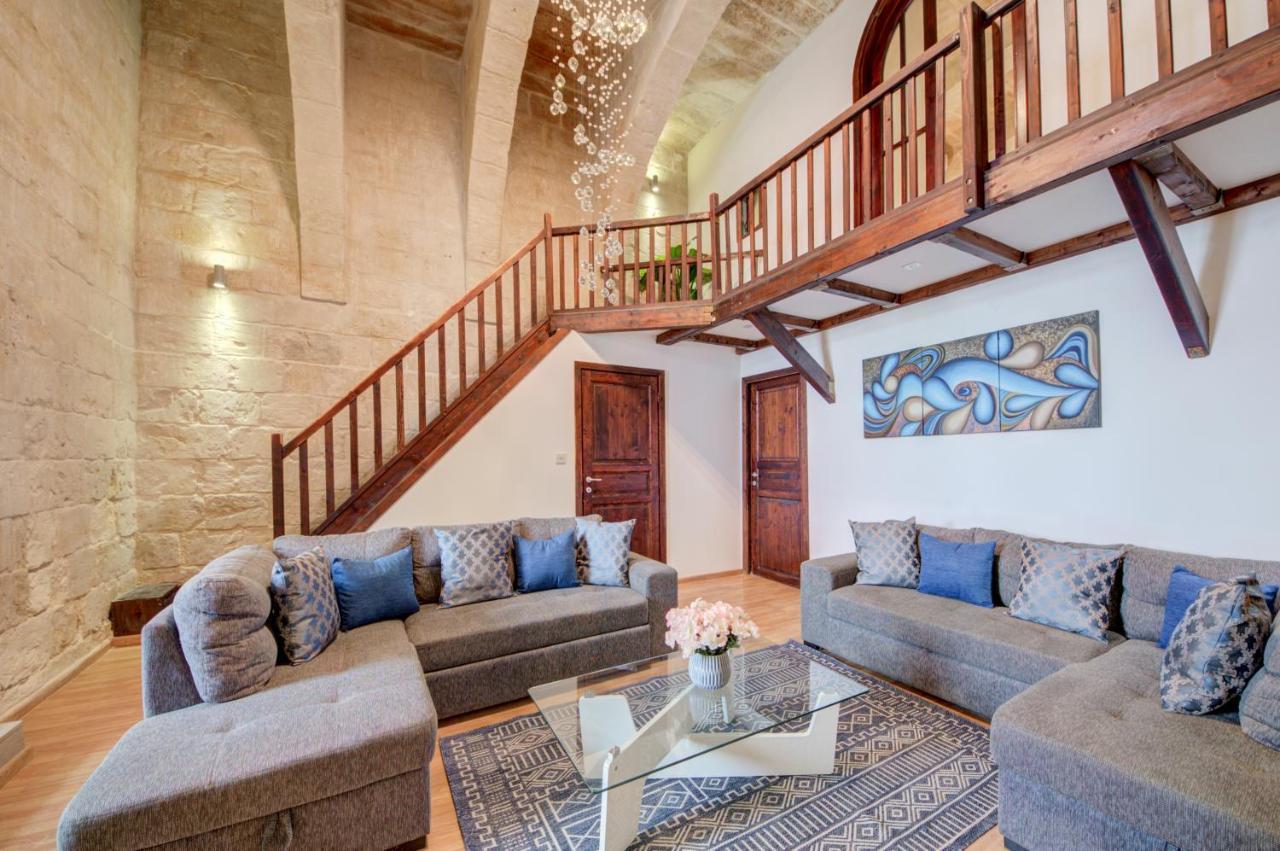 Casa de férias Unique Waterfront House *