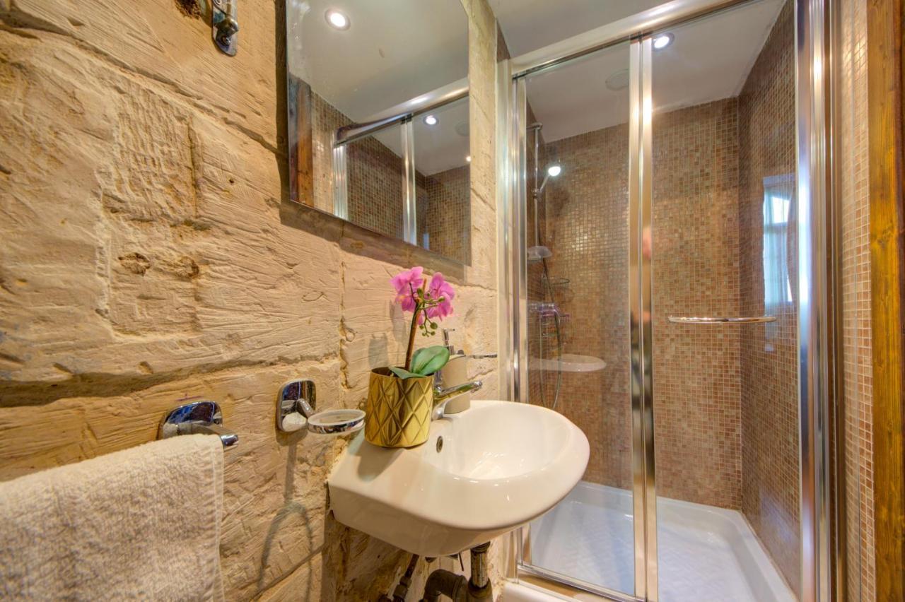 Unique Waterfront House Holiday home Valletta