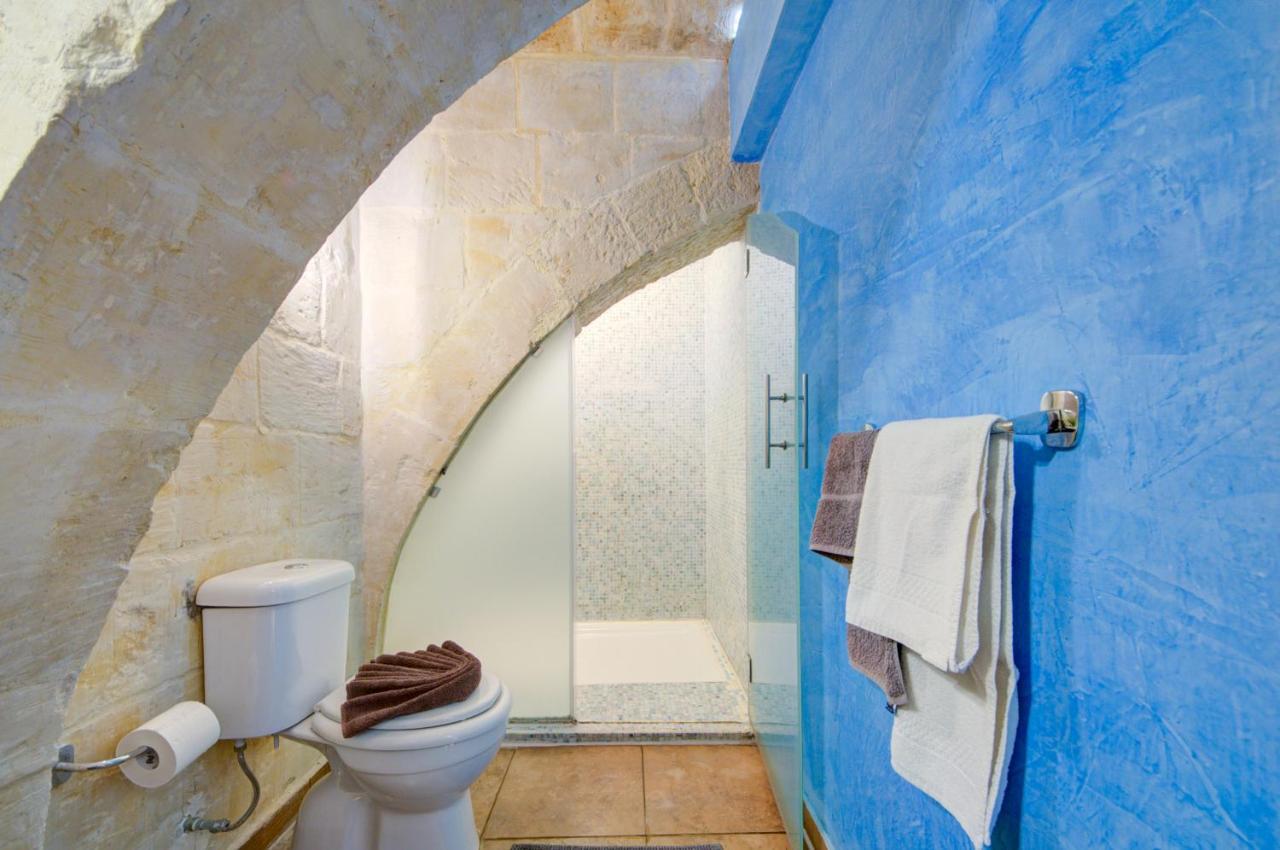 Unique Waterfront House Holiday home Valletta