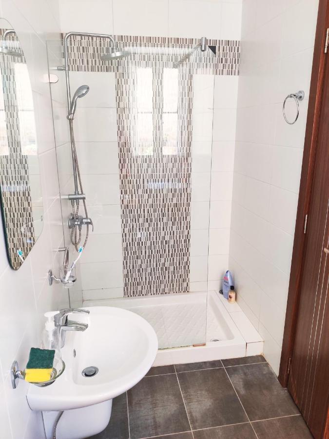 Superbly Located Cosy 2-bedroom