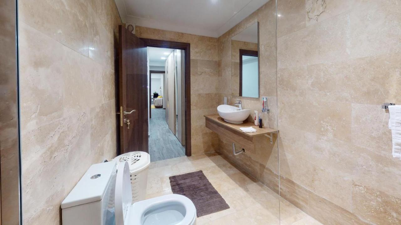 - 1 Bedroom Maisonnette Apartment *