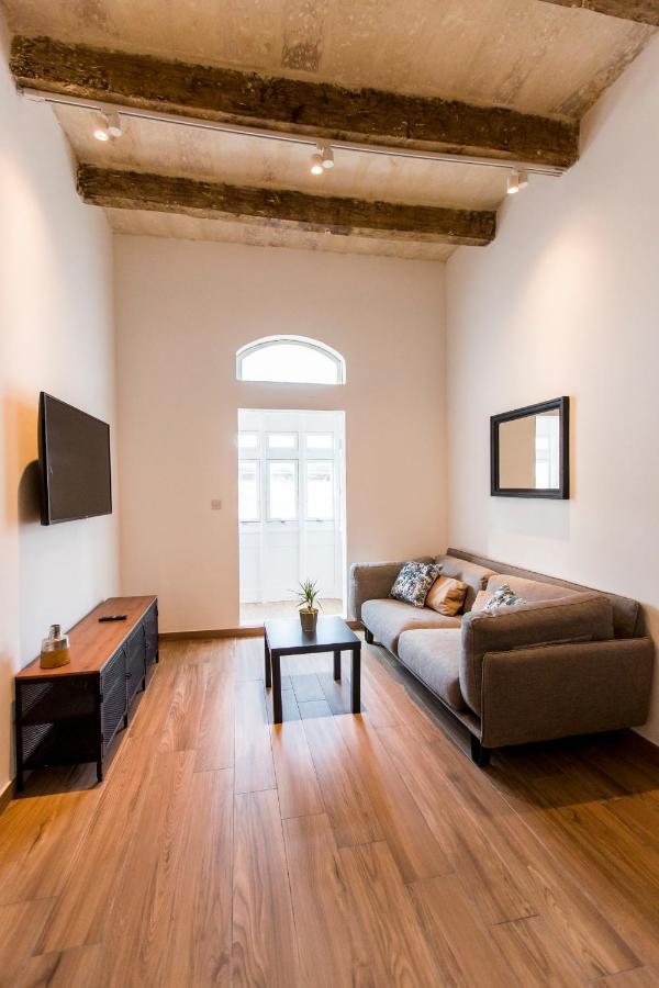 Collection - 101 Republic Apartment Valletta