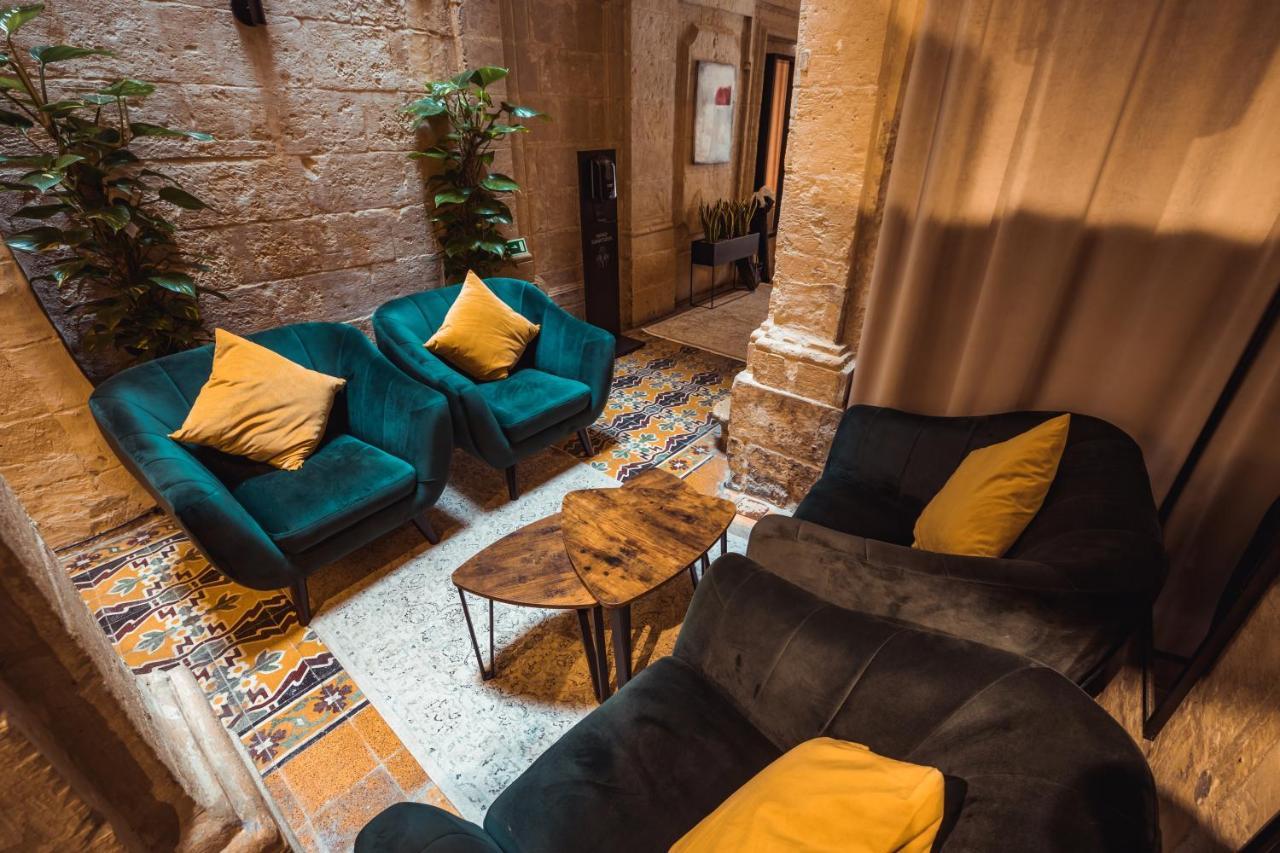 Palazzo Del Pazzo Homestay *