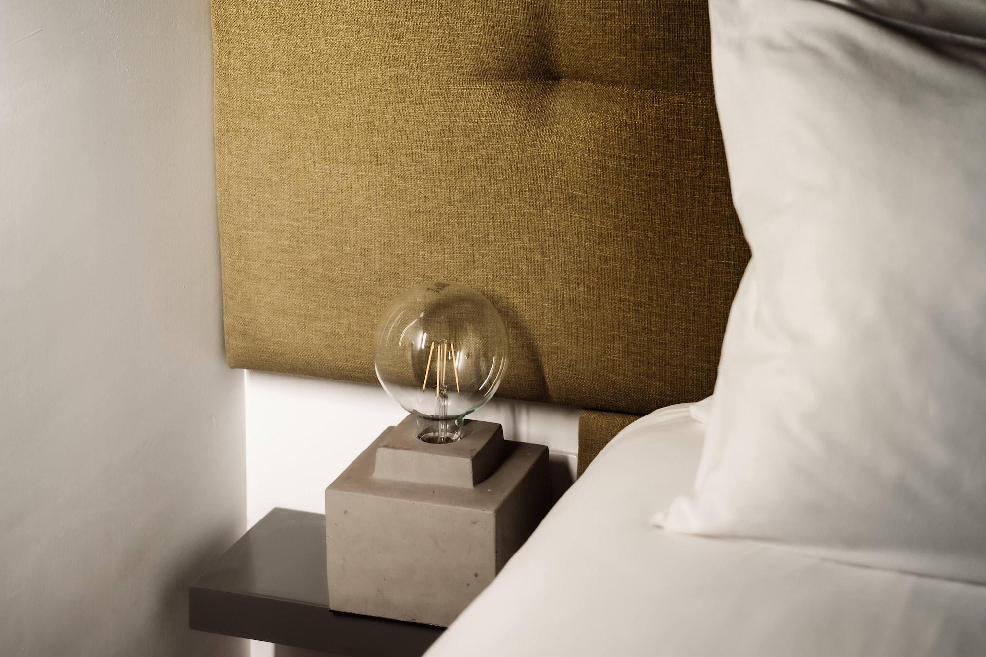 Hotel 19