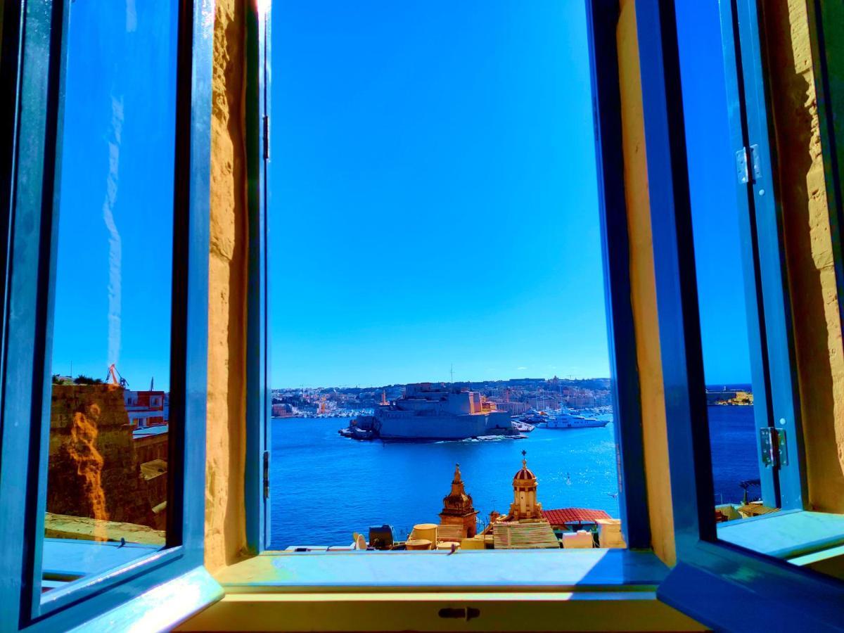 Oasis 22 Savynomad Harbour Residences Wow Views Valletta