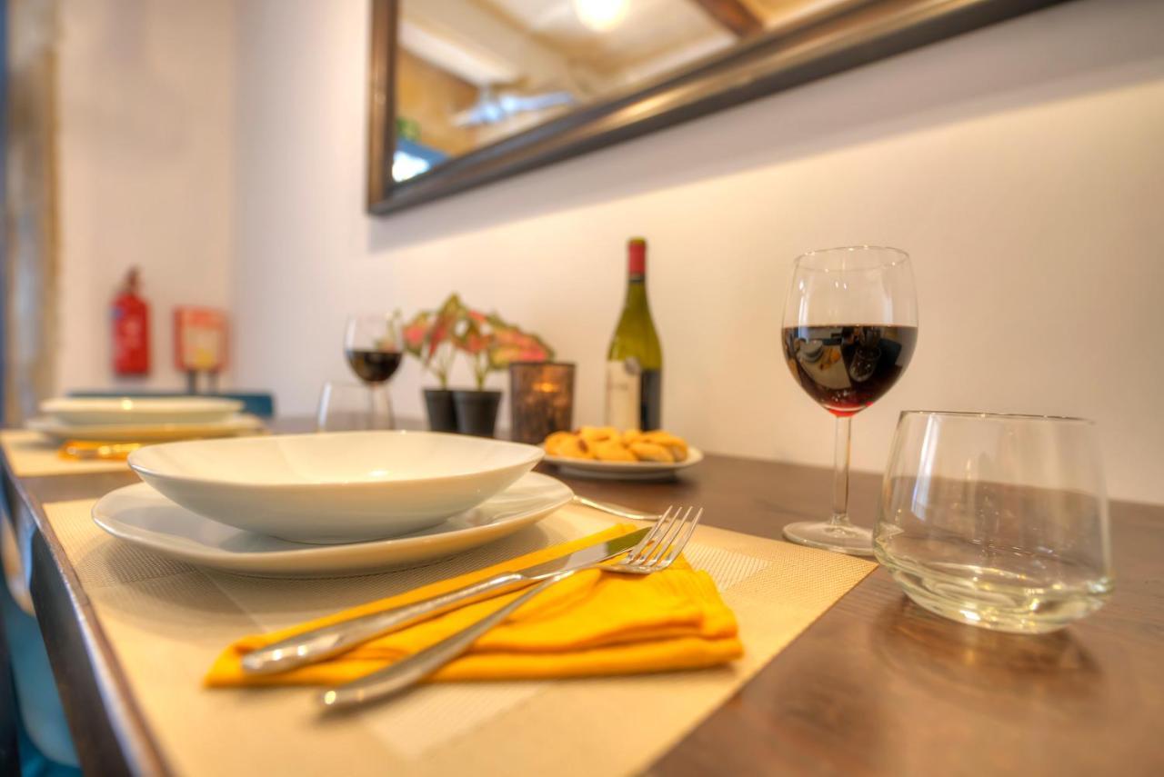 Romantic And Historical Maisonette In The Center Of Mbal1-1 *