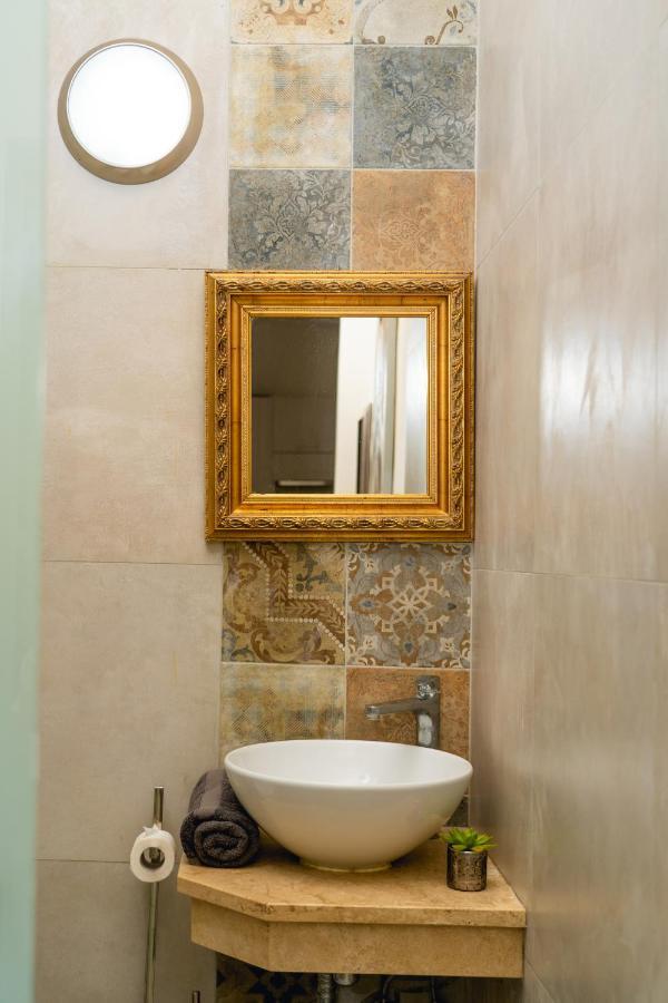 Unique 1 Bedroom In Hearth Of Old Valetta Apartment Valletta