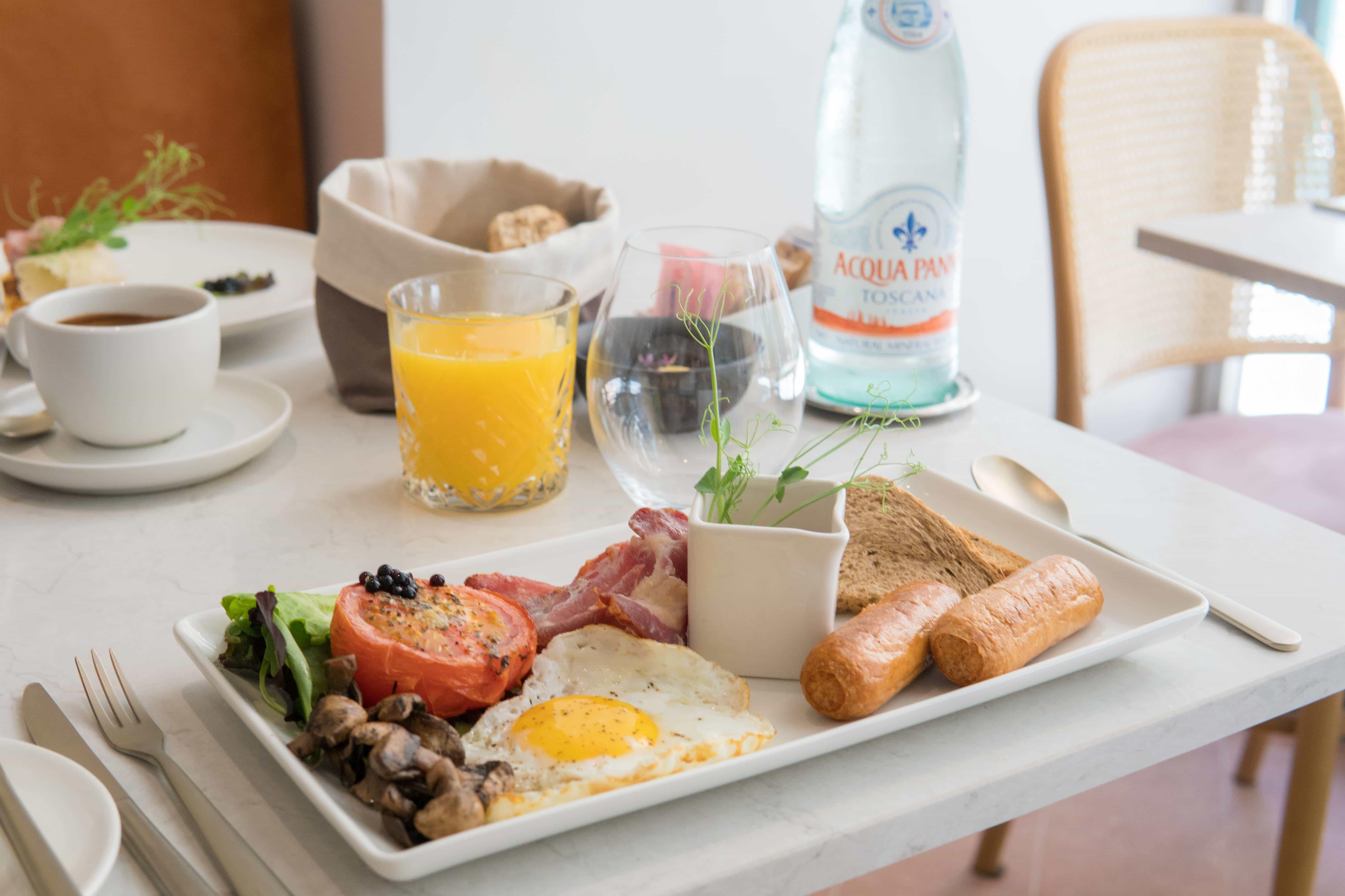 Hotel The Cumberland By Neu Collective Valletta