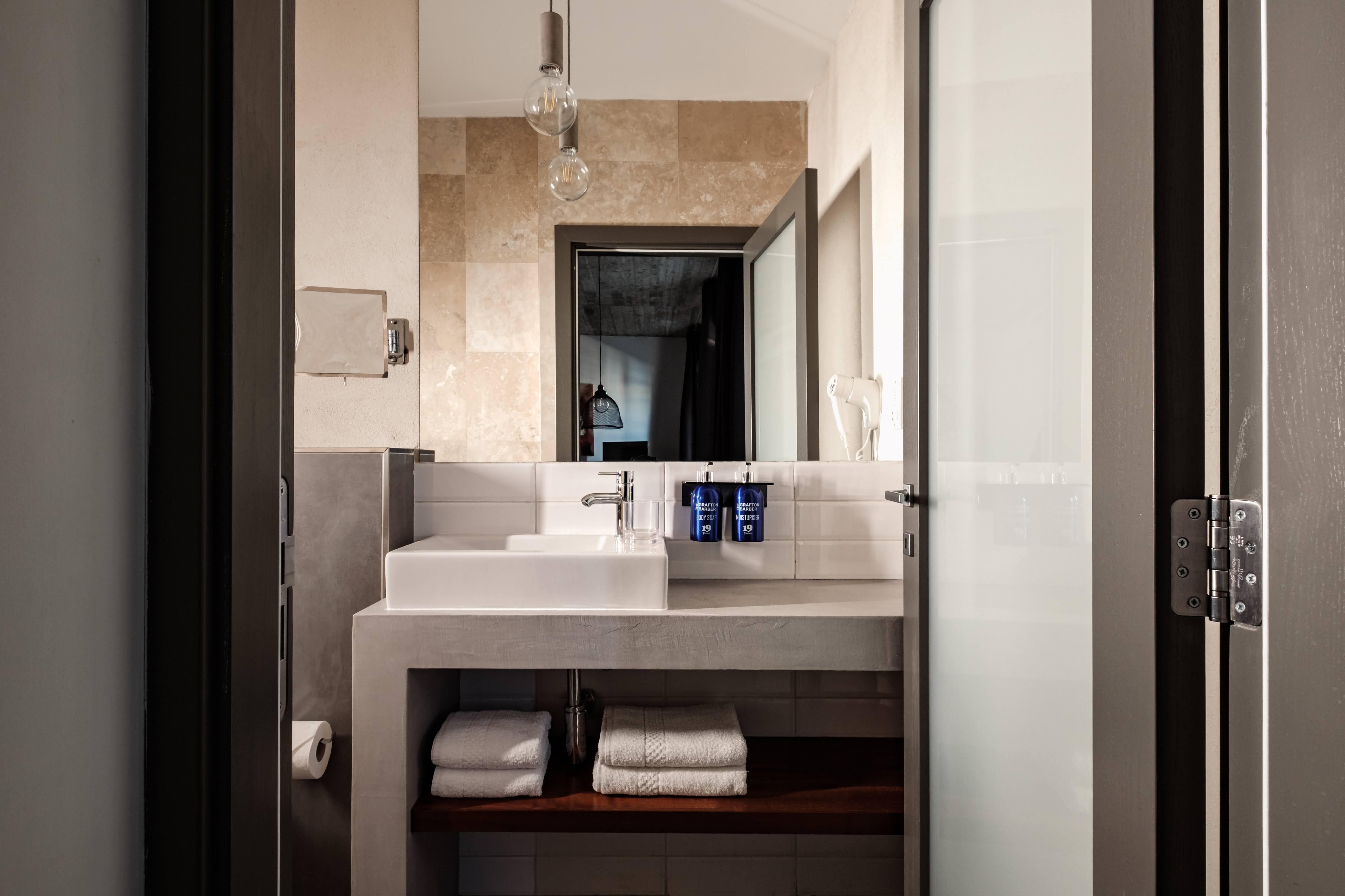 Hotel 19 4*