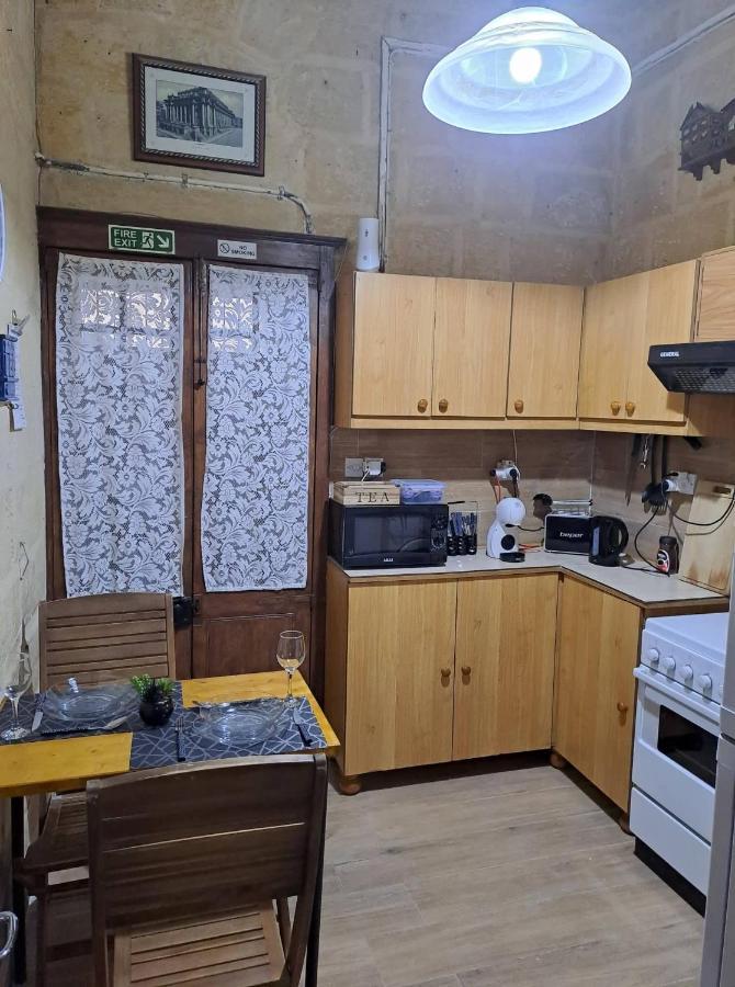 Lovely 1 Bedroom In The Heart Of *