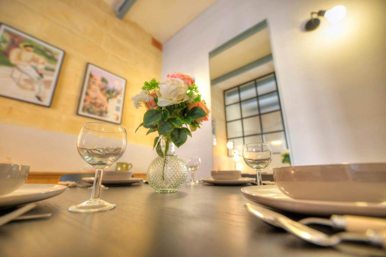 Apartment Beautifully Furnished Flat In The Center Jbal1-1 Valletta