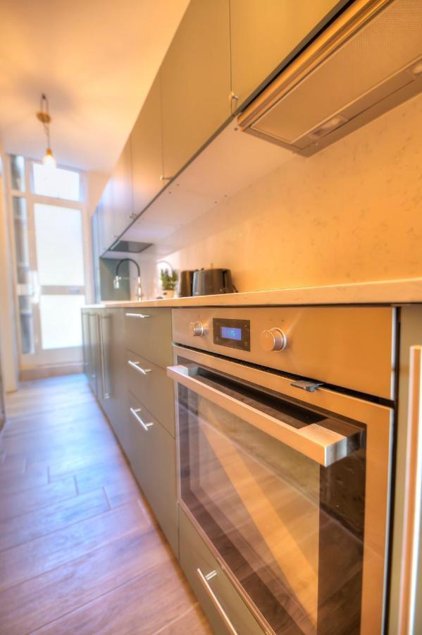 Beautifully Furnished Flat In The Center Jbal1-1