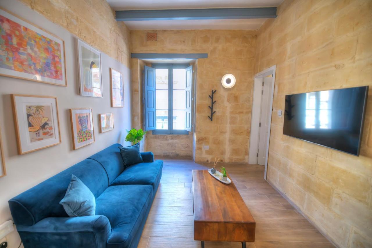 Apartment Beautifully Furnished Flat In The Center Jbal1-1 Valletta