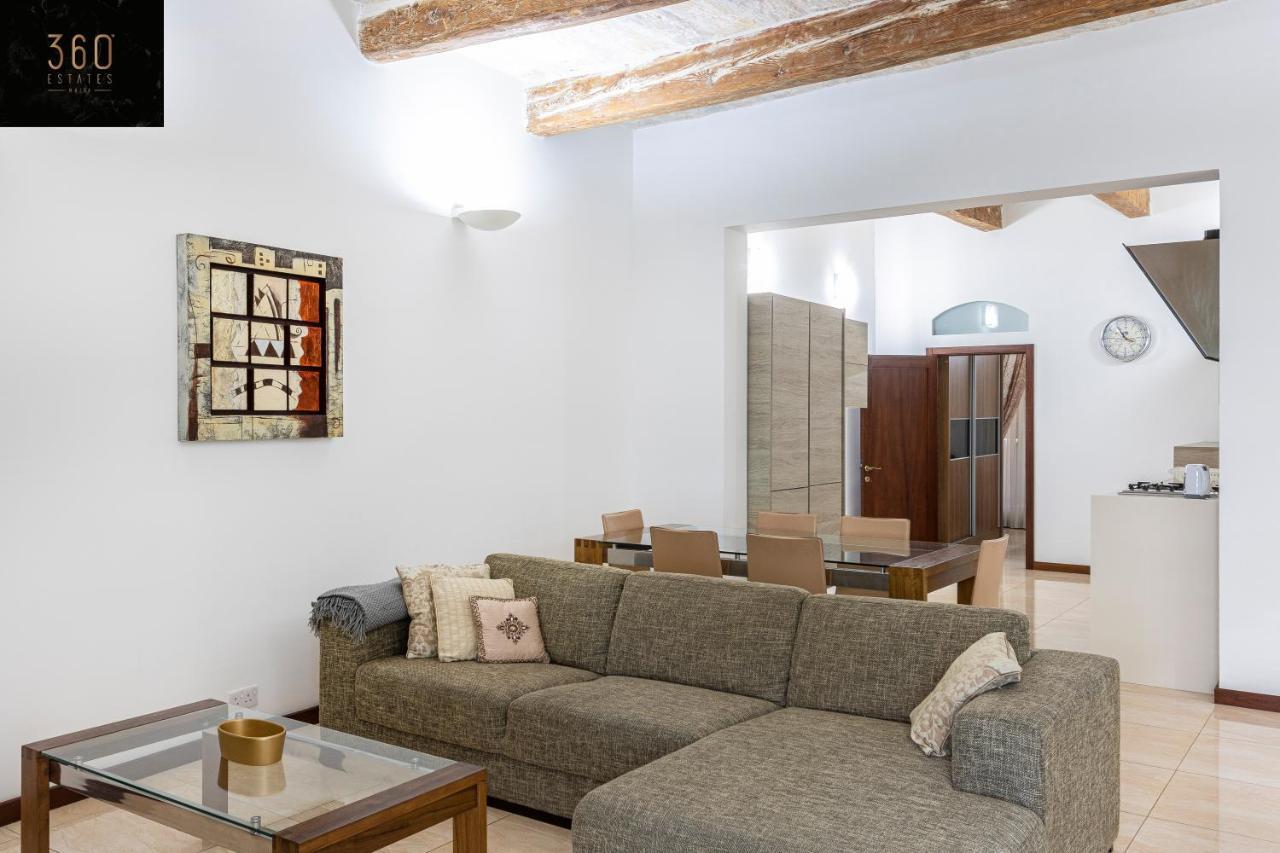 Apartment Seafront - Location, Floor With Wifi & Ac By 360 Estates *